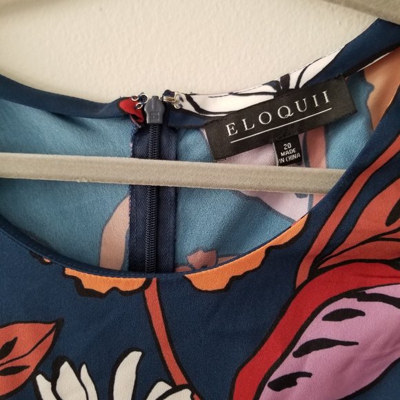 Eloquii Floral Cold Shoulder Dress - Picture 6 of 7